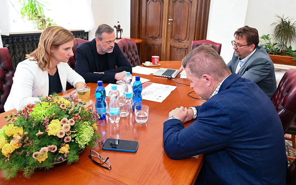 Primátorka Brna Markéta Vaňková a radní Robert Kerndl vedou jednání ohledně horkovodu
