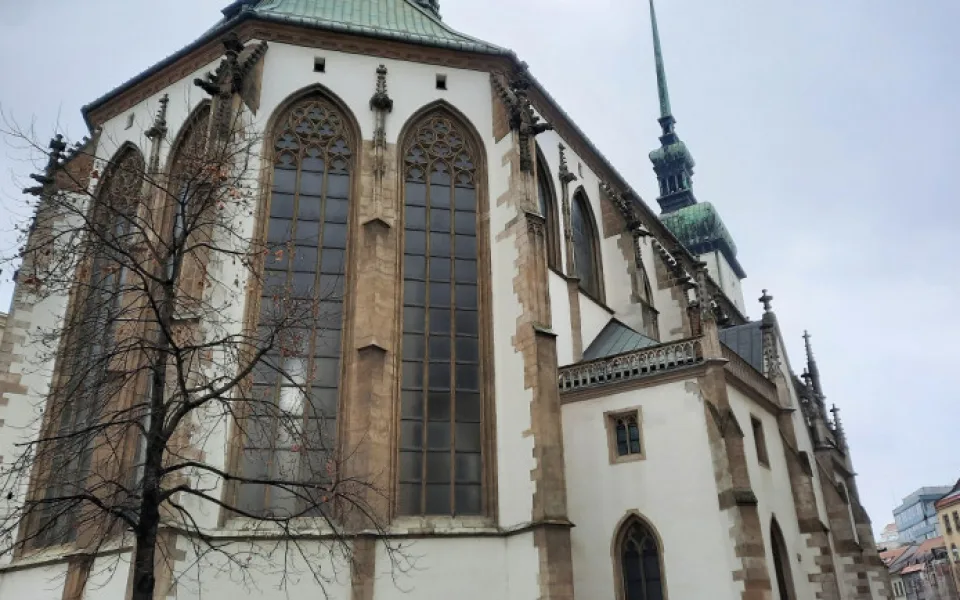 Přispějte nám na výměnu oken, volají farníci z brněnského gotického chrámu 
