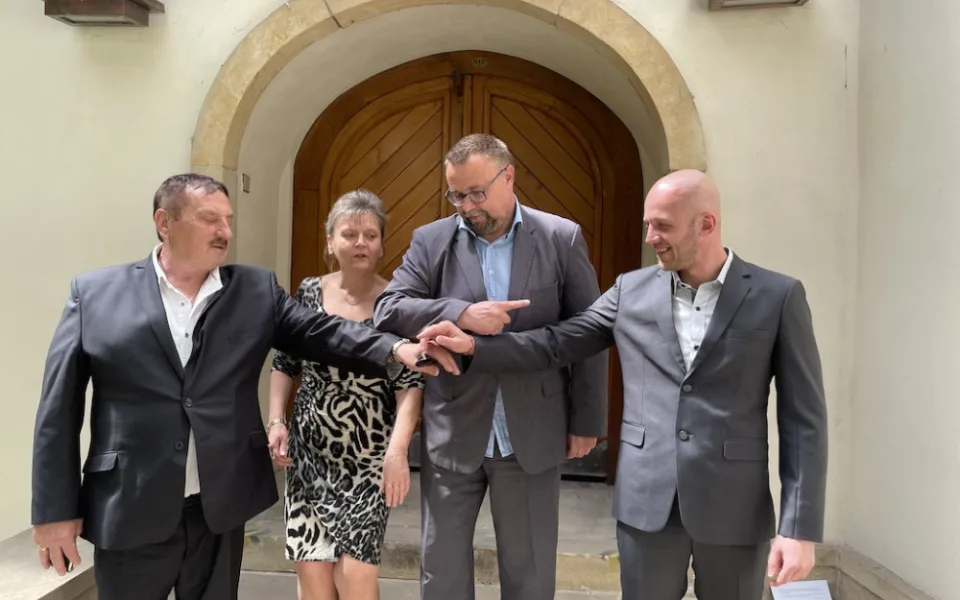 V květnu měli zástupci Restartu pro Brno důvod k úsměvu, po volbách nikoli. ZlevaPetr Hudlík, Jana Fialová, Martin Řiha a Zdeněk Pernica