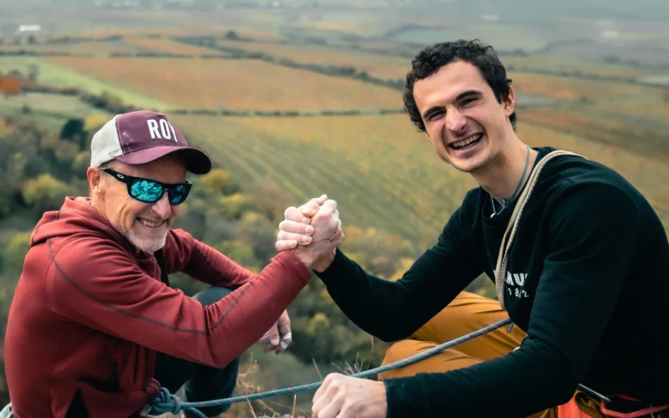 Slavný Nor přijel do Česka. Místo psaní knih zdolával Jo Nesbo skalní vrcholy