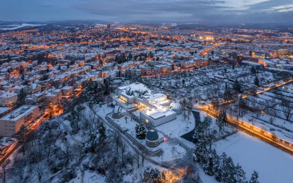 Je tady nesmírně vesmírná vánoční hvězdárna 