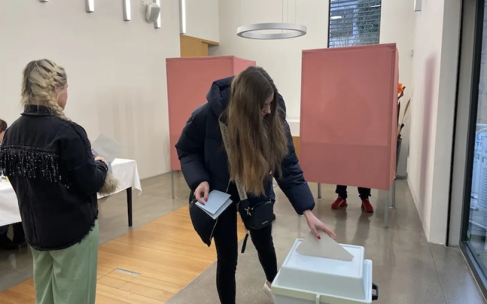 Volební účast v Brně trhá rekordy. K urnám přišlo sedmdesát procent lidí