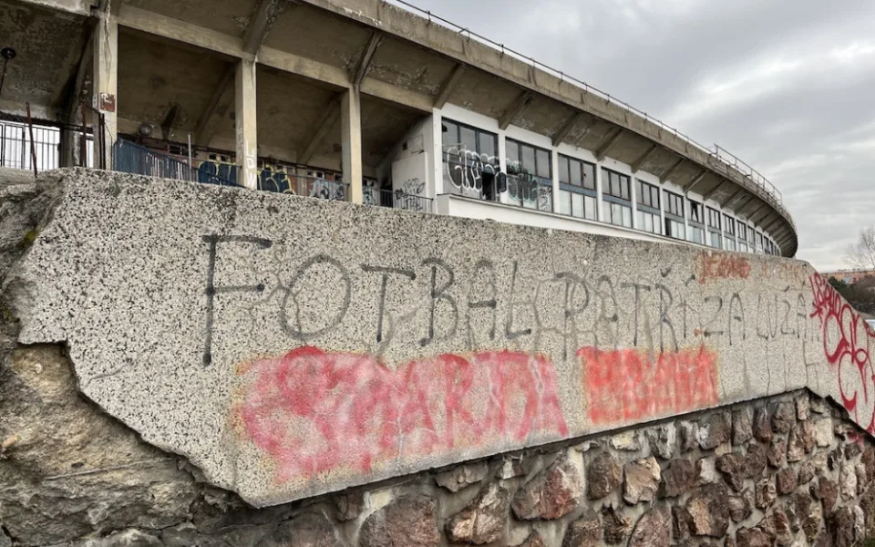 Budoucnost stadionu za Lužánkami? Tréninkové centrum, demolice i politická hra, myslí si v Brně
