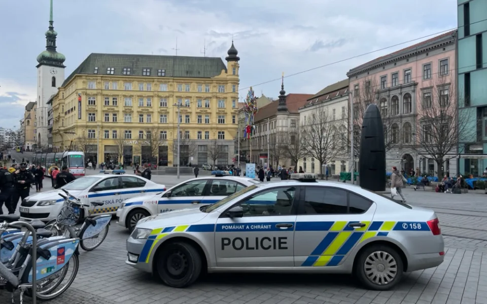 Na velikonočních slavnostech v Brně se strhla bitka milenců. Vykoledovali si pouta