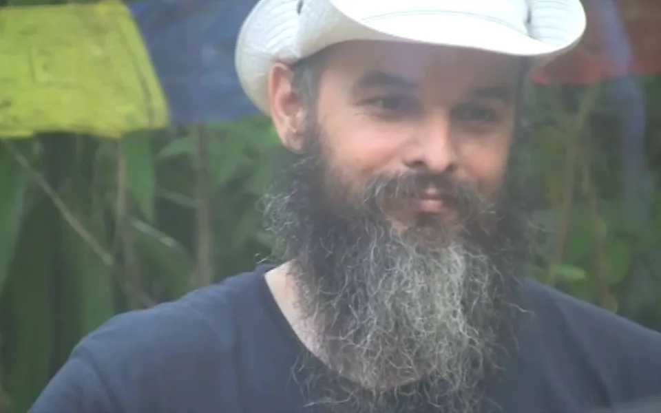 Guru Jára