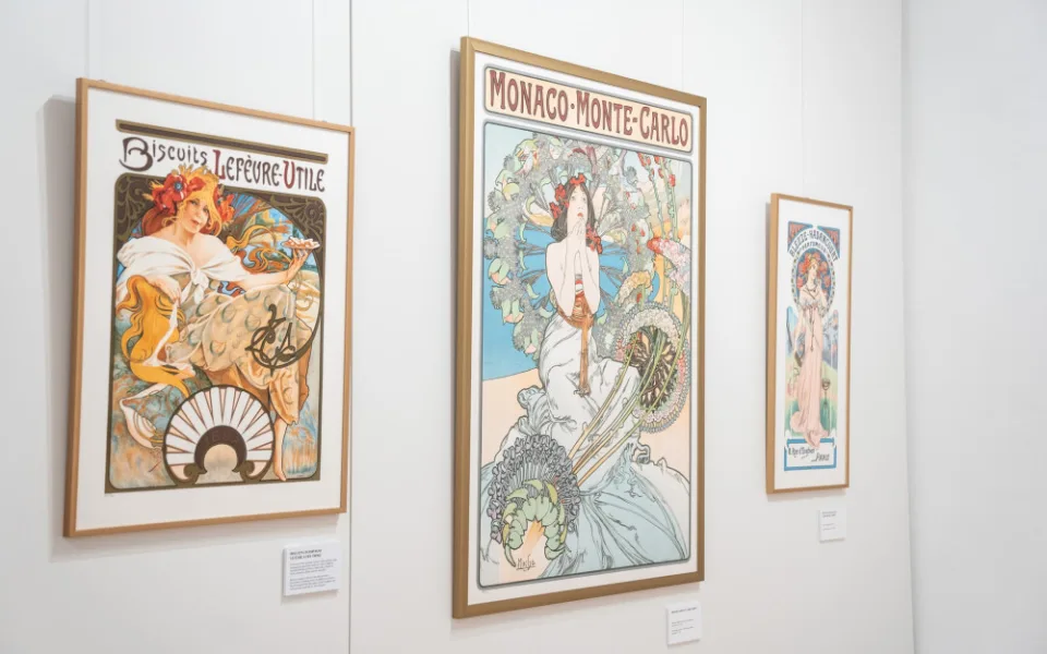 Již odhalená výstava Alfons Mucha: Květinové světy v Pišťanech