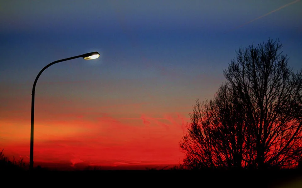 Vyškov si pořídí nové lampy. Posvítí pěším u oblíbené stezky