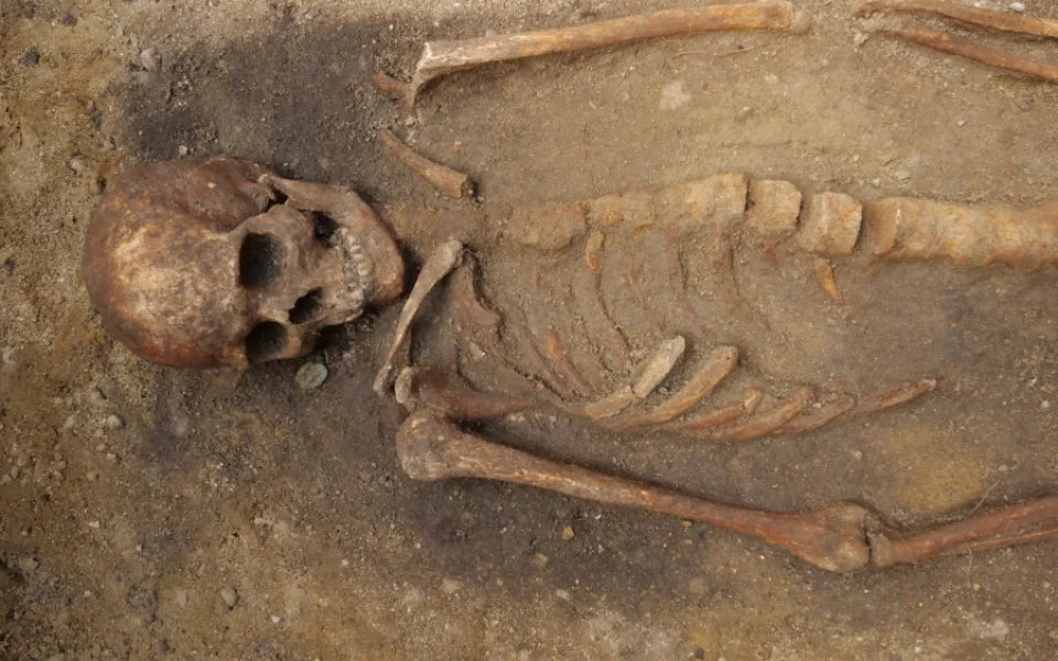Archeologové na Pálavě našli hroby germánské elity. Schovávaly unikátní mince