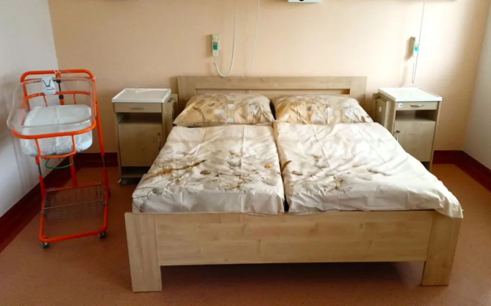 Porodnice v Kyjově se chlubí jedinečnou vychytávkou. Rodinám po porodu nabízí speciální pokoj