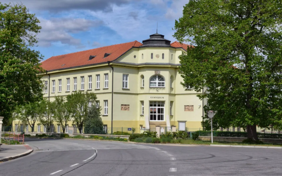 Gymnázium na Brněnsku razí novinku. Žáci místo známek dostanou slovní hodnocení