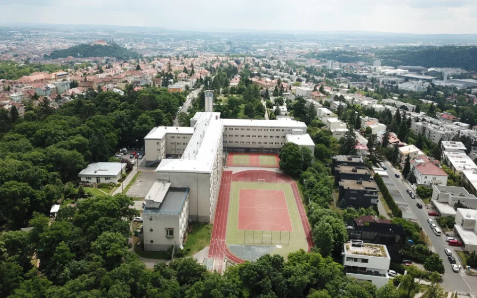 Studentům v Brně postaví biskupství nové učebny. Zažehneme v nich oheň nadšení, slibují si věřící