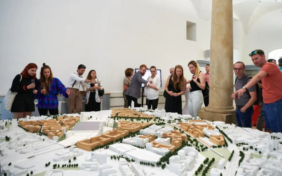 Brno zná podobu nového hlavního nádraží. K vidění je nový obří model
