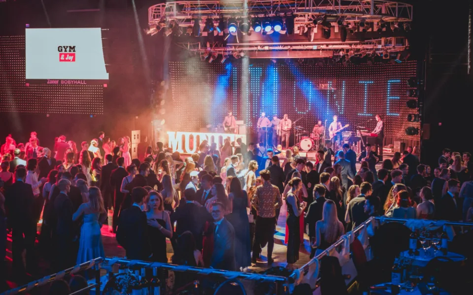 Jak slavil Velký Gatsby. V Bobyhallu vypukne další ročník Plesu studentů