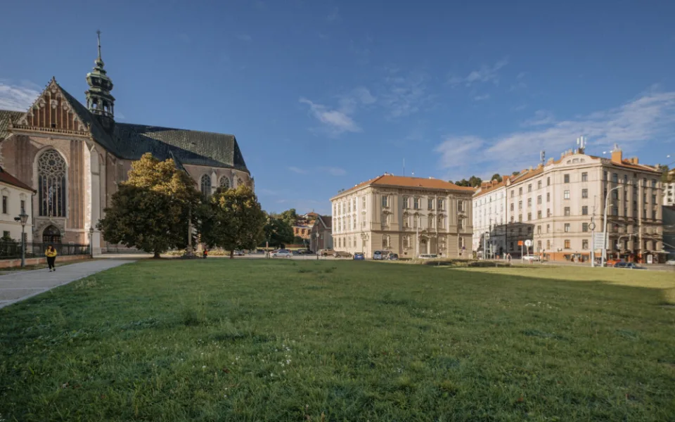 Mendlovo náměstí v Brně ozdobí další socha. Připomene slavnou panovnici