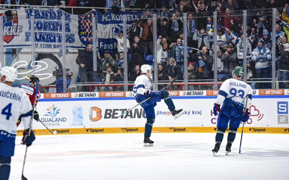 Kometa přetlačila Spartu v prodloužení. Rozhodl Cingel
