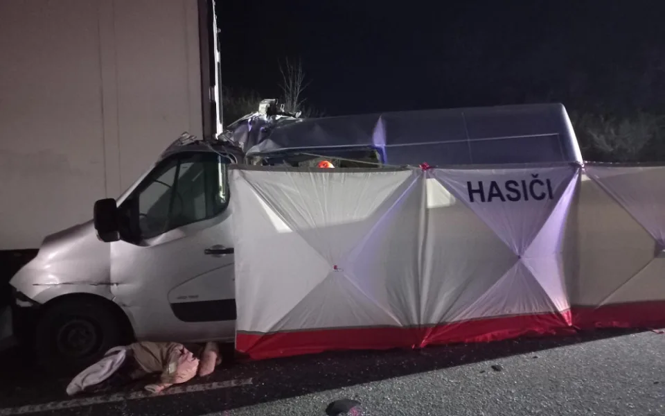 VIDEO: Hasiči zveřejnili video z tragické nehody, při které zemřeli tři lidé