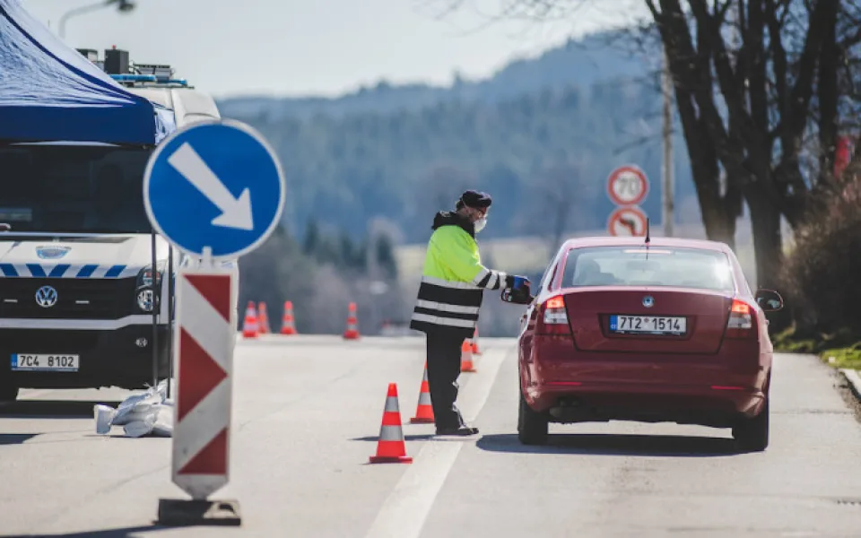 Kontroly na hranicích se Slovenskem končí, budou jen namátkové. Migrační situace je podle úřadů lepší