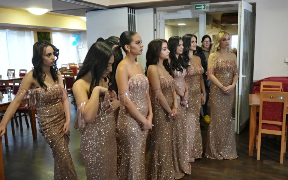 ANKETA: Miss Roma zná své finalistky. Hlasujte, která dívka by se měla stát romskou královnou krásy