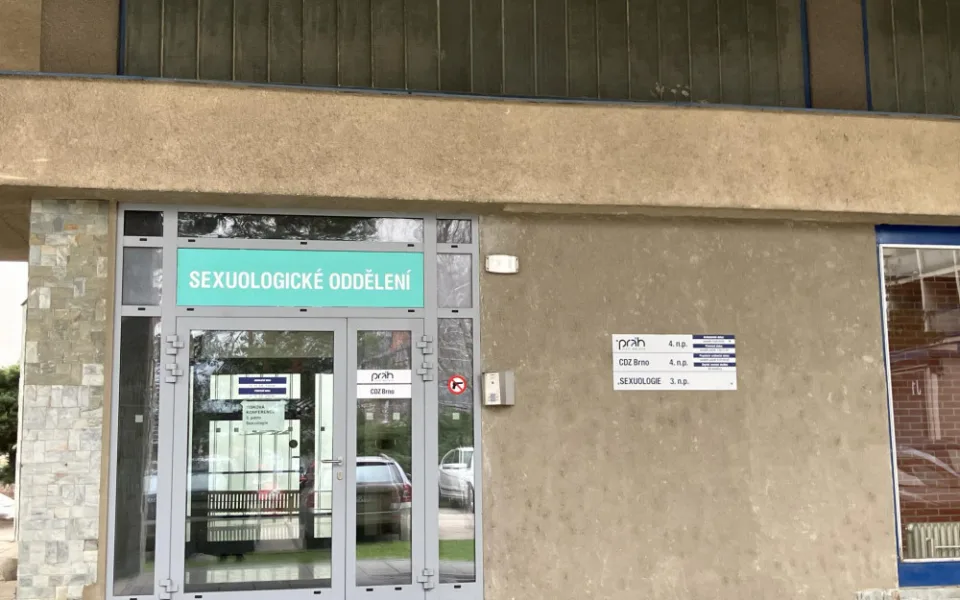 V Brně funguje jediná gynekologická ambulance pro trans lidi v tuzemsku. Péči nabízí klientům v jakékoli fázi tranzice
