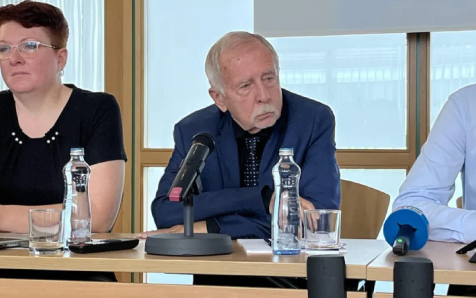 Příspěvek na péči je potřeba adekvátně zvýšit ve všech stupních, říká ombudsman