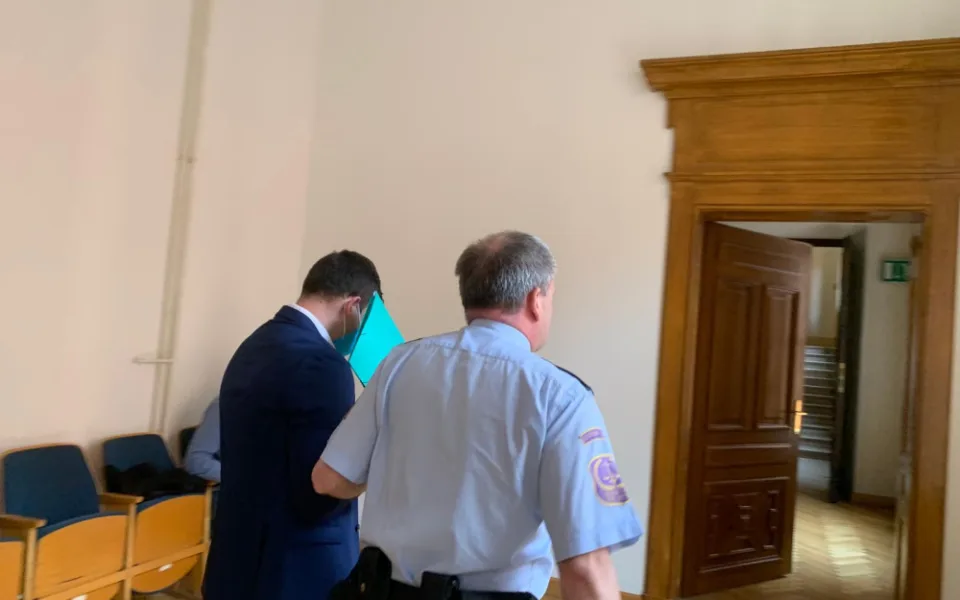 Modlím se za něj každý den, řekl muž obviněný ze shození turisty z hradeb Špilberku. Vinu ale popírá