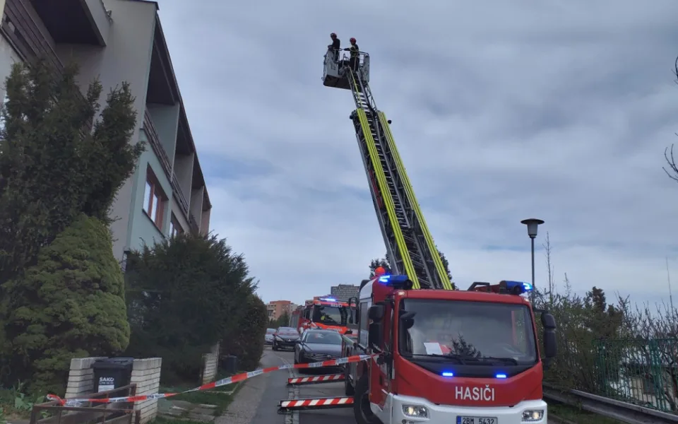Hasiče v Brně a okolí zaměstnal silný vítr. Řešili desítky událostí