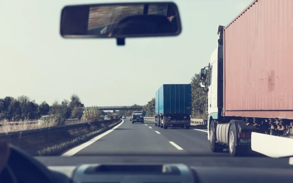 highway-1666635_1280