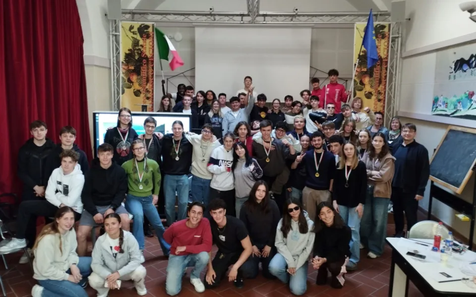 Gymnazisté z Brna se učí společně s italskými studenty. Vyzkoušeli si i italskou verzi maturitních zkoušek
