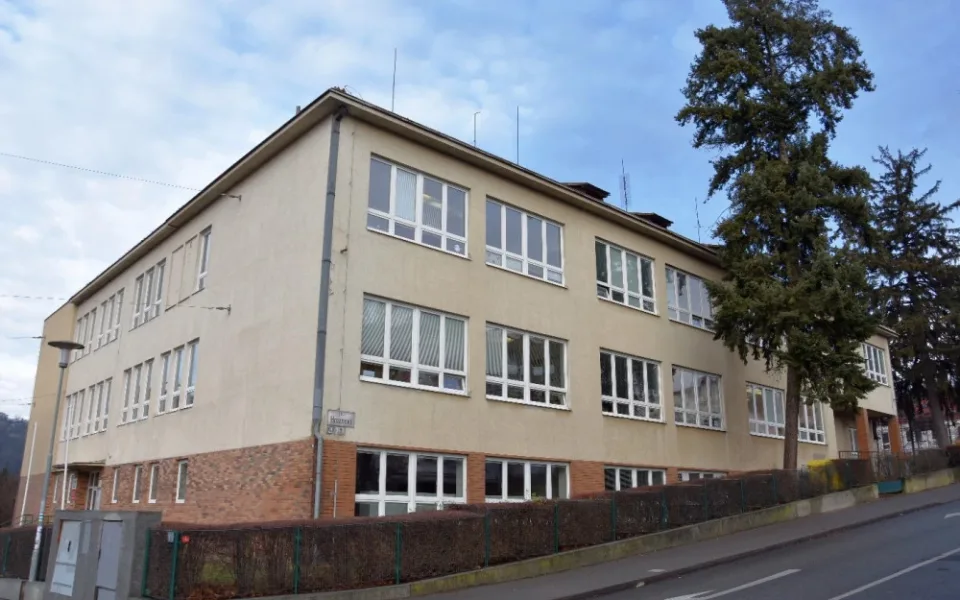 ZŠ Hroznová 1