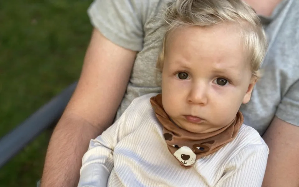 Malý Vilík z Brna trpí vzácným onemocněním. Lidé dávají ve sbírce dohromady dvacet milionů