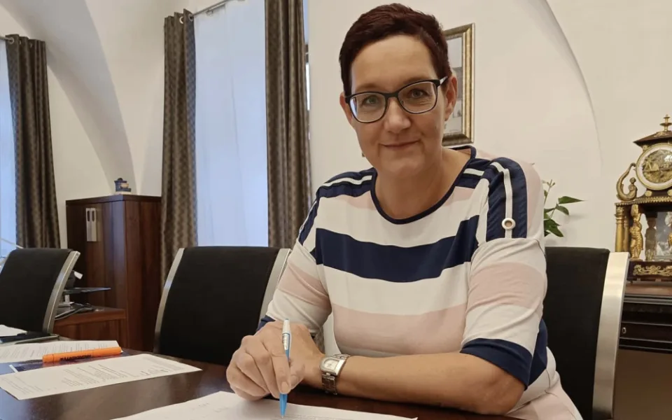 Ivana Solařová z hnutí ANO už není starostkou Znojma. Zastupitelé ji odvolali