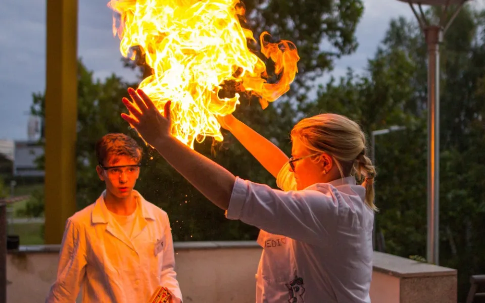 Kam o víkendu na jižní Moravě? Na noc vědců nebo festival burčáku