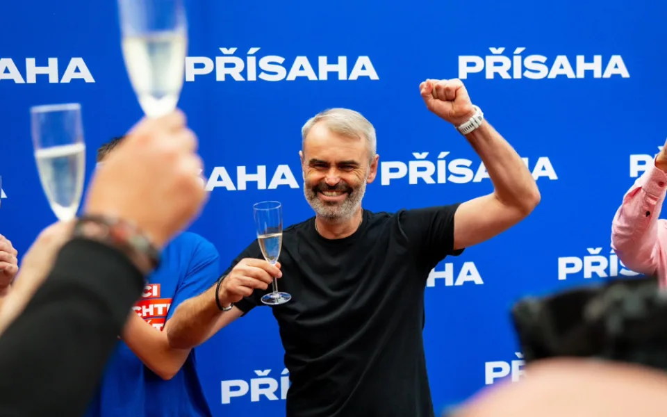 VOLBY 2024:´Jižní Morava zná své senátory. Druhé kolo ovládli bývalý policista Šlachta a režisér Rychlík