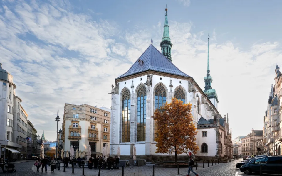 Z kostela svatého Jakuba zmizelo lešení. Hlavní opravy jsou u konce, lákadlem je dvoupatrová zvonice