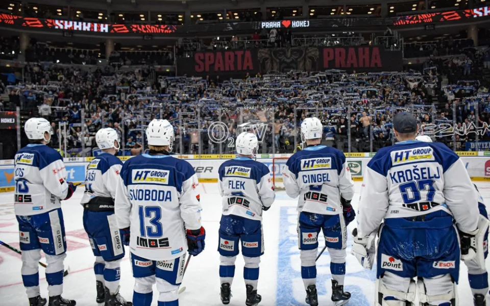 V O2 aréně vybojoval zlato, teď se Flek vrátil a třemi body zařídil výhru Komety nad Spartou