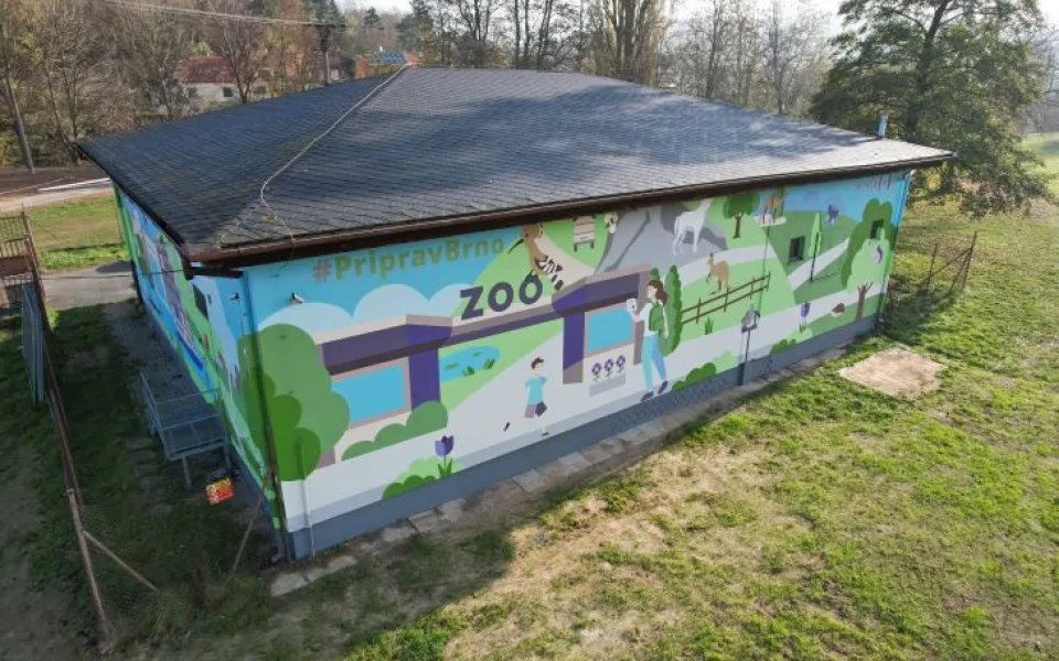 Měnírna u zoologické zahrady má nový kabát
