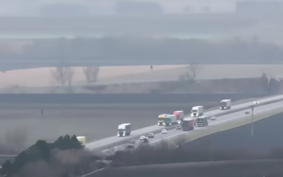 VIDEO: Policisté nad jih Moravy vyslali dron. Za pár hodin odhalil přes stovku dopravních přestupků
