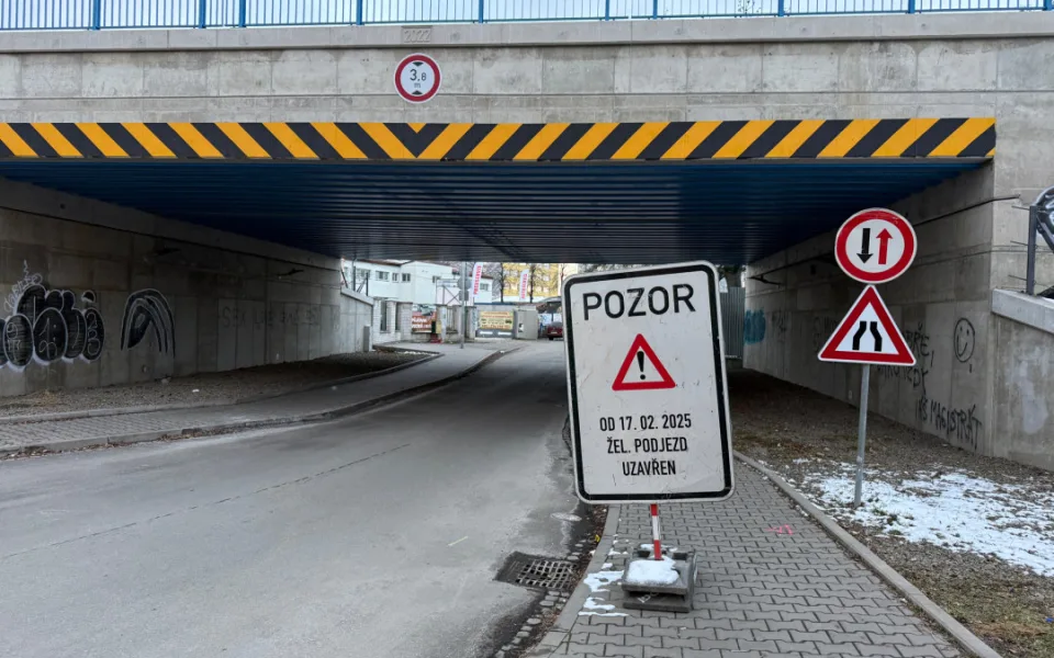 Druhý pokus je tady. V Brně začalo rozšiřování podjezdu, které poprvé skončilo paskvilem