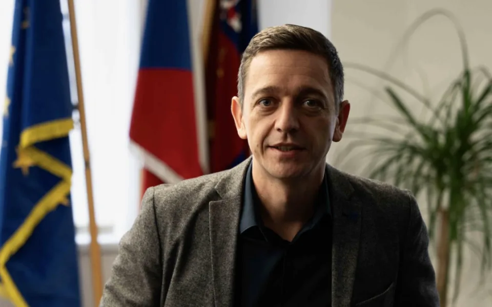 Když zavelí Babiš, ANO klidně pohřbí i svůj kraj, pustil se hejtman Grolich do opozice