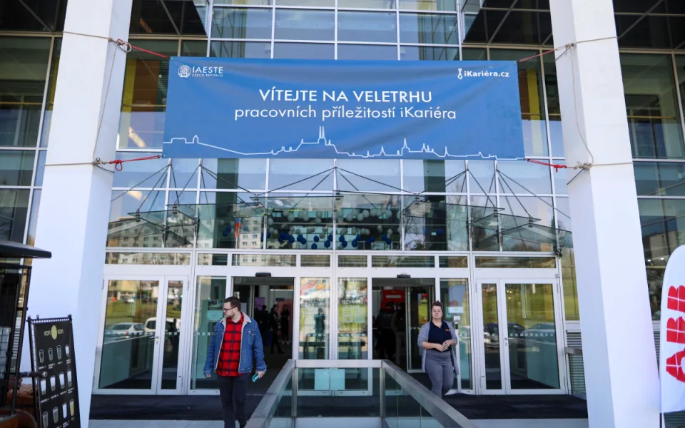 Veletrh iKariéra je šancí pro studenty, jak najít svůj první vrchol kariéry