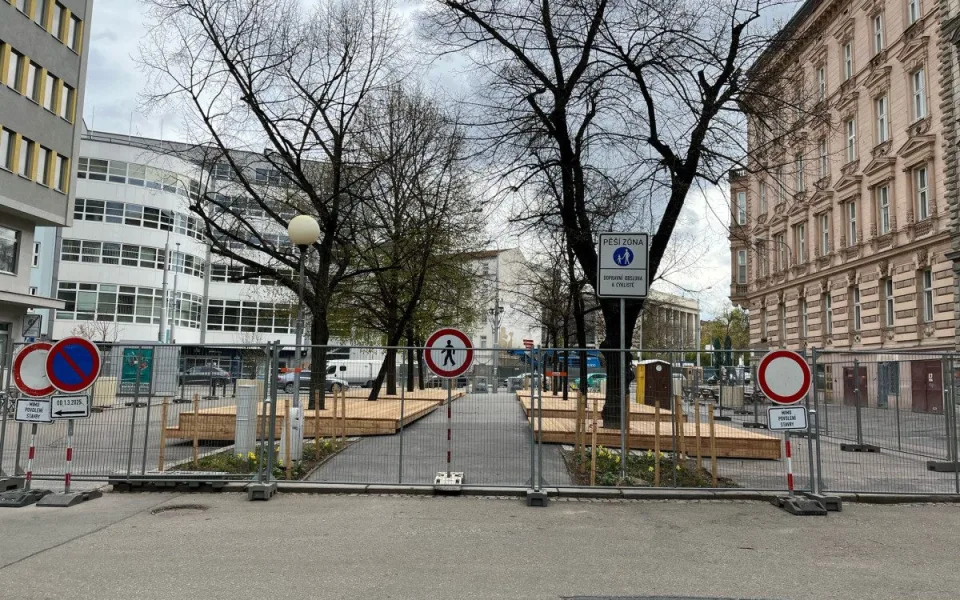 Brněnská třída Kapitána Jaroše bude příjemnější pro chodce. Zapojí se obyvatelé, mohou pomalovat cestu