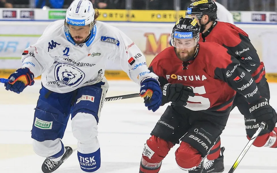 Brno vyhrálo sedmé semifinále na ledě Sparty 3:1. V boji o titul vyzve Pardubice