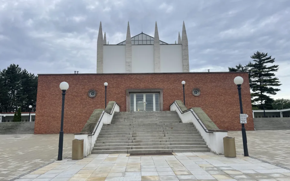 Téměř sto milionová rekonstrukce brněnského krematoria je u konce