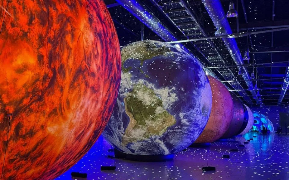 FOTOGALERIE: Prohlédněte si vesmír na výstavišti, láká Czech Space Pavilon