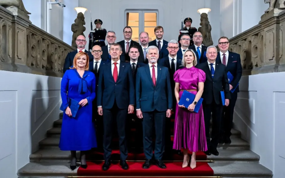 KOMENTÁŘ: Babišova predátorská koalice