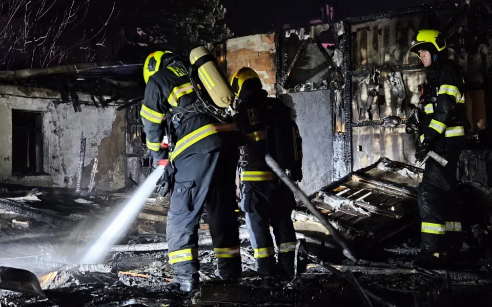 Ve Francouzské ulici vyhořela budova. Dým byl viditelný z celého brněnského centra