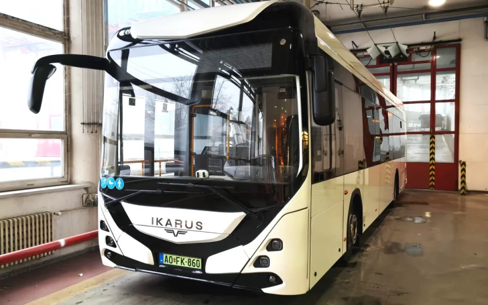 Ikarus elektro 1