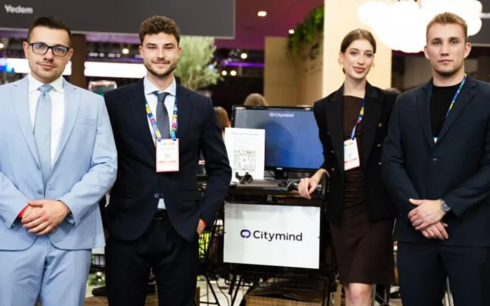 AI místo úředníka? Brněnský start-up pomáhá radnicím s komunikací