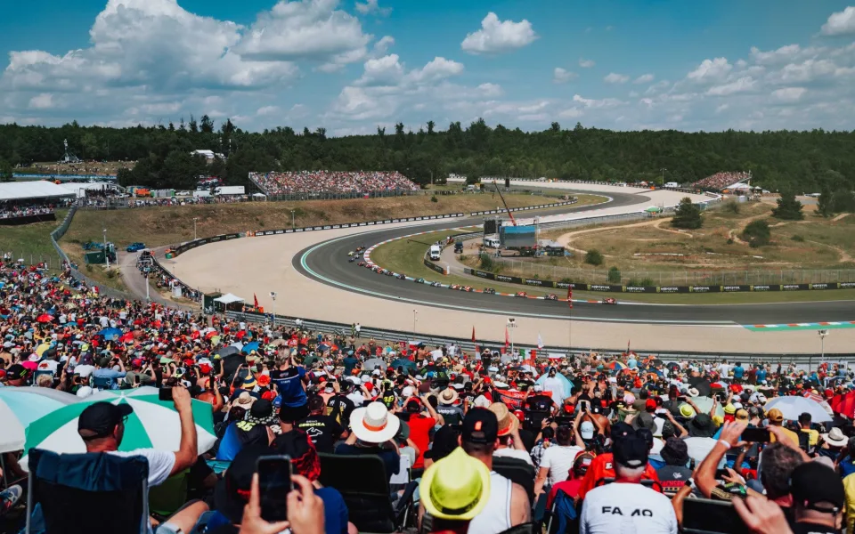 Grand Prix je opět v Brně. Uzavírky nebudou, jenom posílené spoje