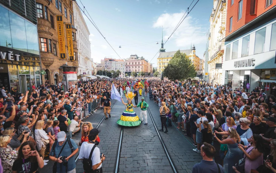 Brnem projde brazilský karneval. Festival nabídne hudbu, tanec i speciality z Jižní Ameriky